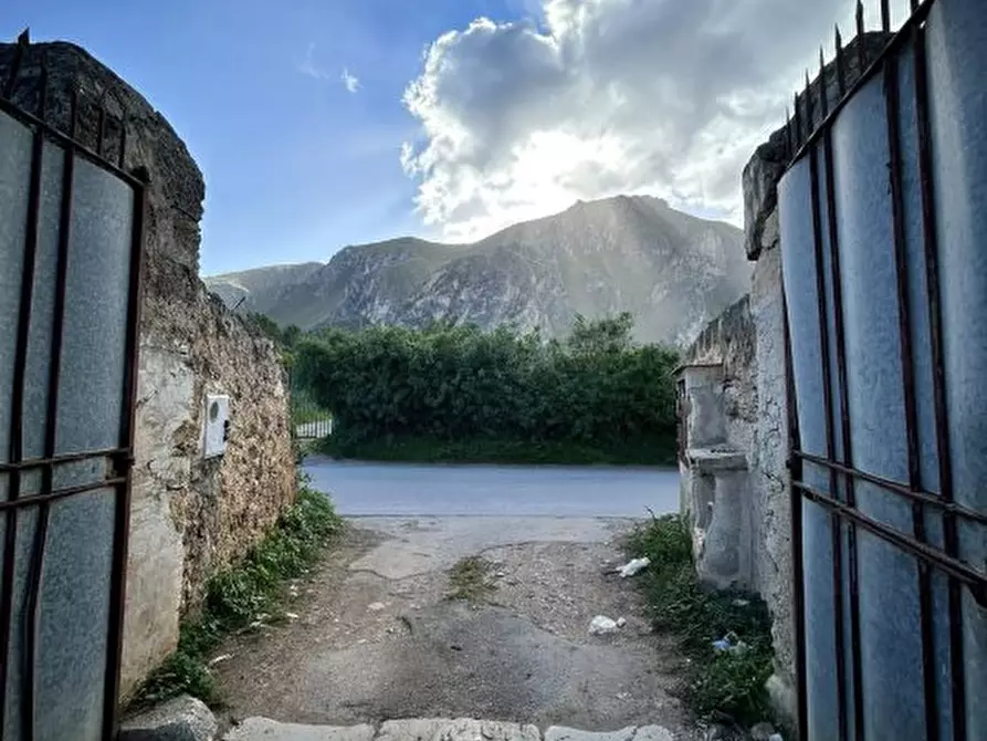 Immagine 5 di Terreno in vendita  a Palermo