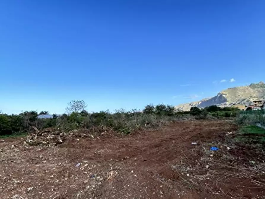 Immagine 1 di Terreno in vendita  a Palermo