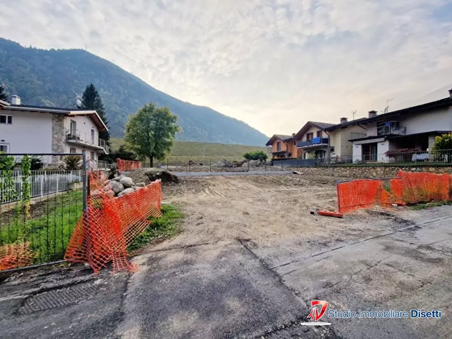 Immagine 6 di Terreno edificabile in vendita  a Edolo