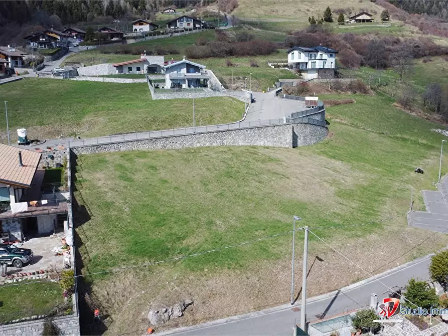 Immagine 2 di Terreno edificabile in vendita  a Borno