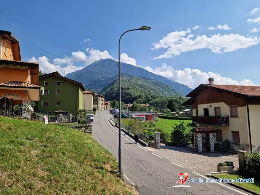 Immagine 4 di Terreno edificabile in vendita  a Cevo