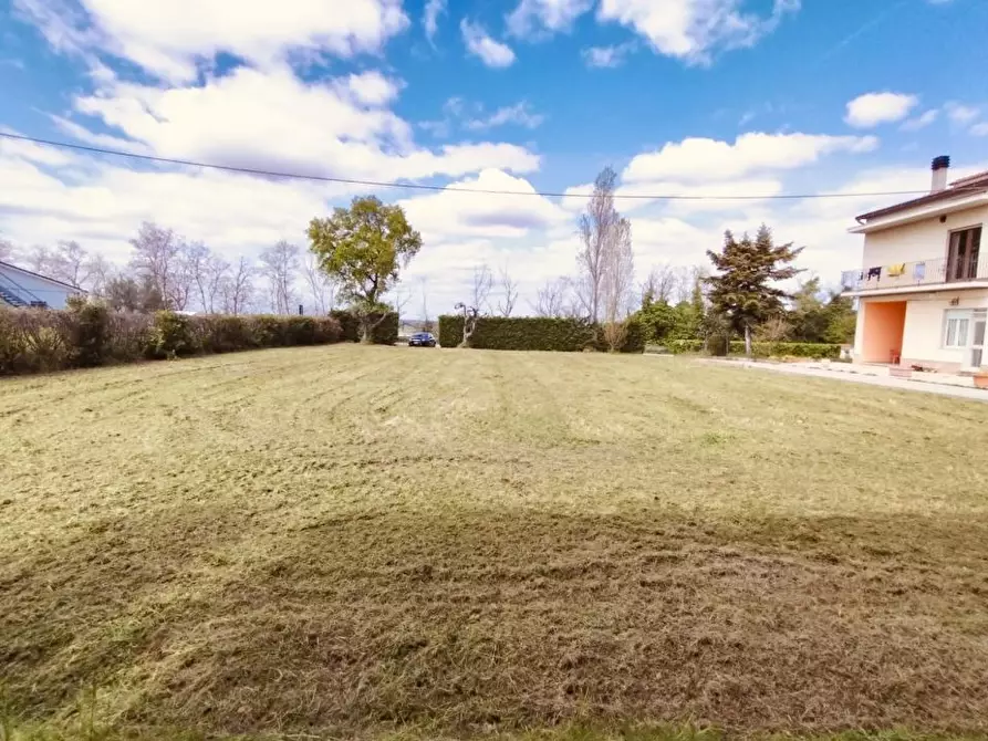 Immagine 10 di Terreno edificabile in vendita  a Frisa