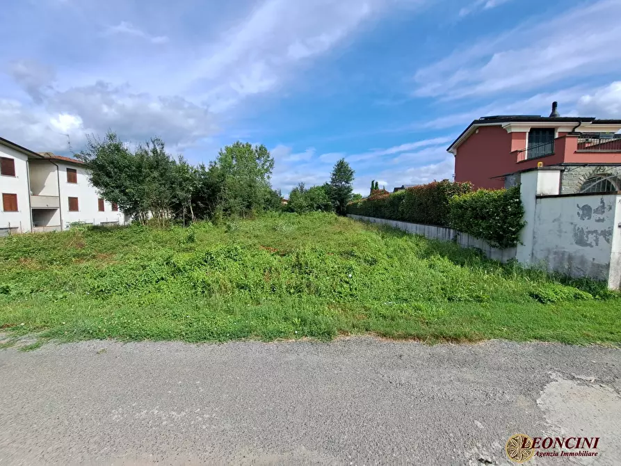 Immagine 1 di Terreno edificabile in vendita  snc a Villafranca In Lunigiana