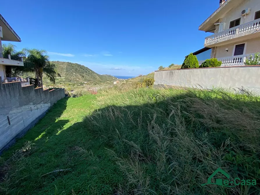 Immagine 1 di Terreno edificabile in vendita  a Saponara