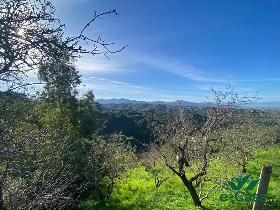 Immagine 8 di Terreno in vendita  10 a Messina