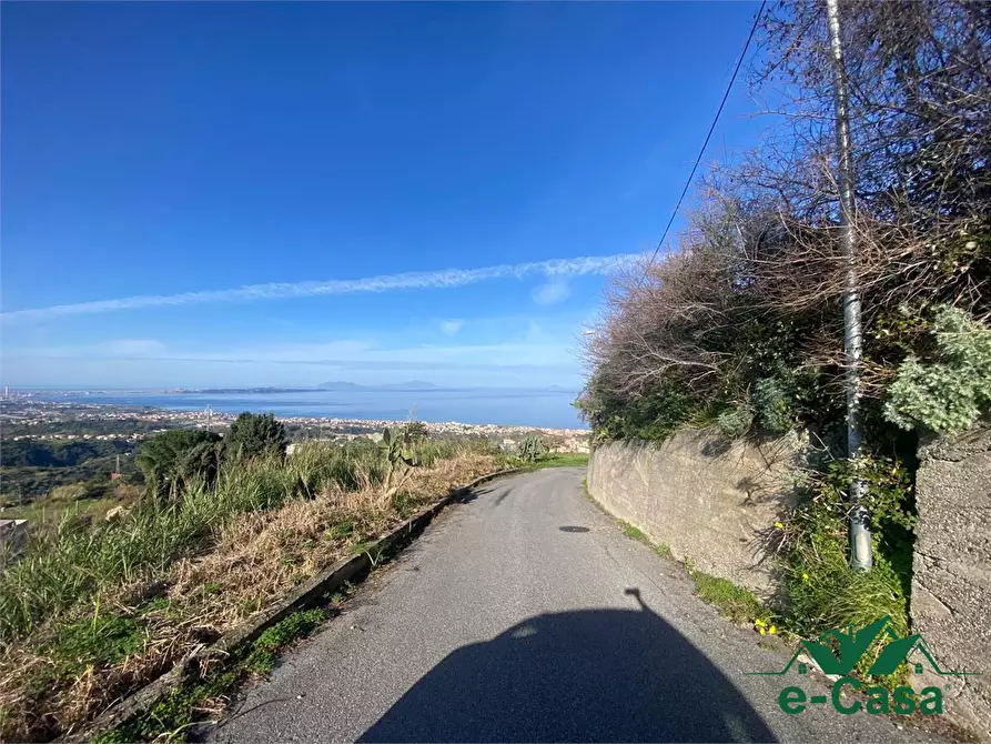 Immagine 6 di Terreno in vendita  10 a Messina