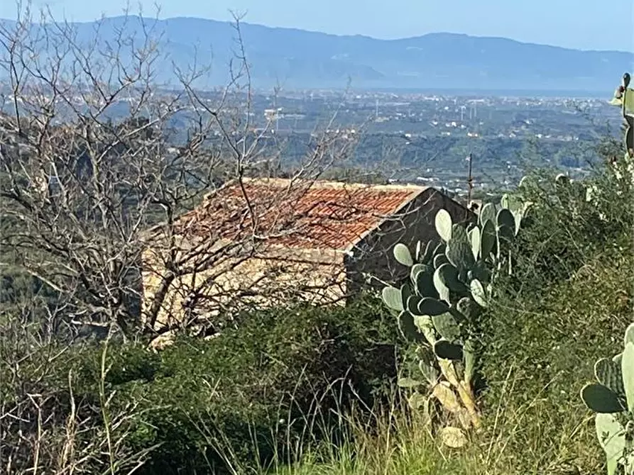 Immagine 1 di Terreno in vendita  10 a Messina