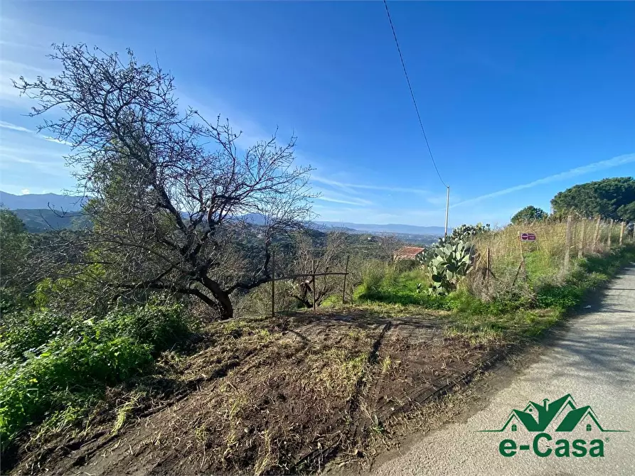 Immagine 4 di Terreno in vendita  10 a Messina