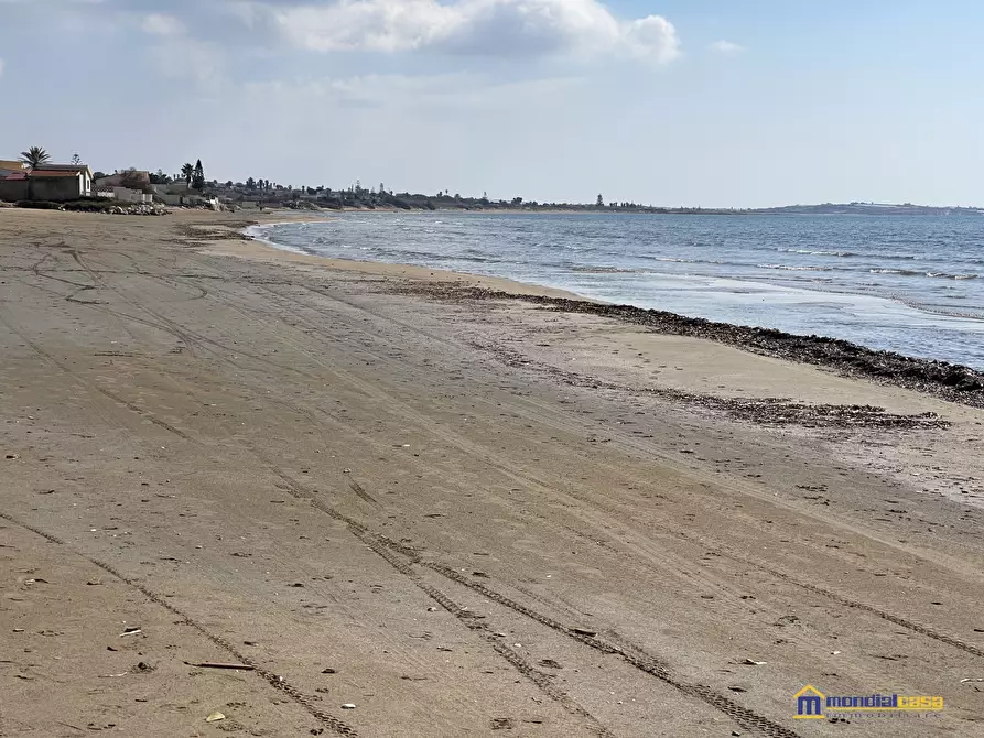 Immagine 6 di Terreno edificabile in vendita  a Pachino