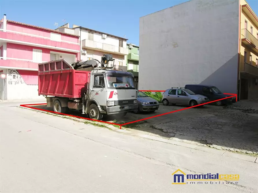 Immagine 2 di Terreno edificabile in vendita  a Pachino