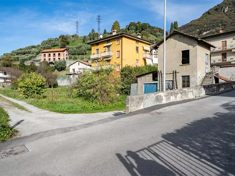 Immagine 5 di Terreno edificabile in vendita  58 a Mandello Del Lario