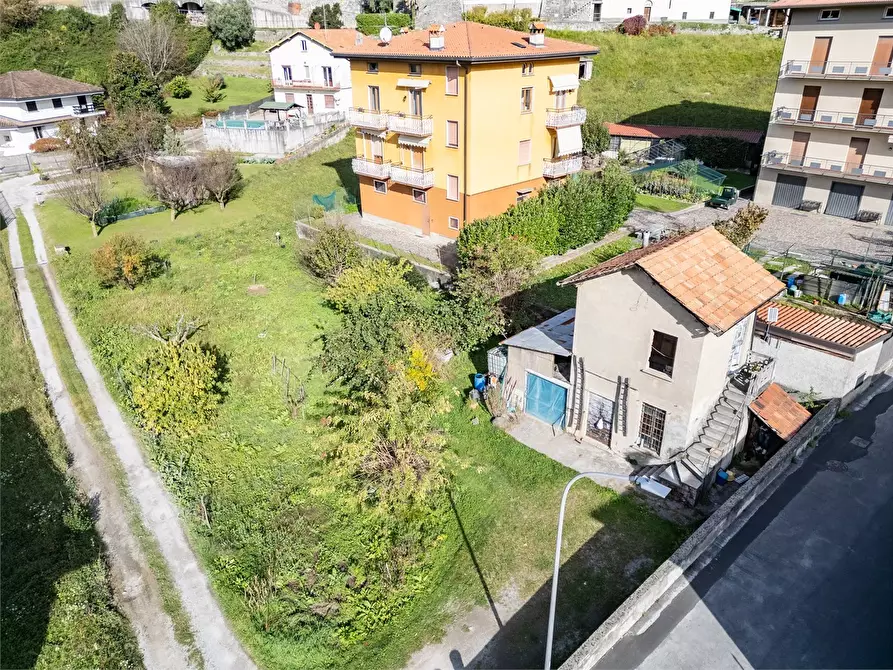 Immagine 2 di Terreno edificabile in vendita  58 a Mandello Del Lario