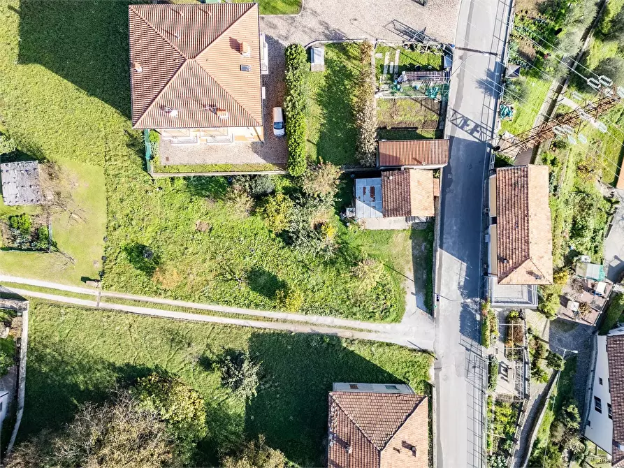 Immagine 3 di Terreno edificabile in vendita  58 a Mandello Del Lario