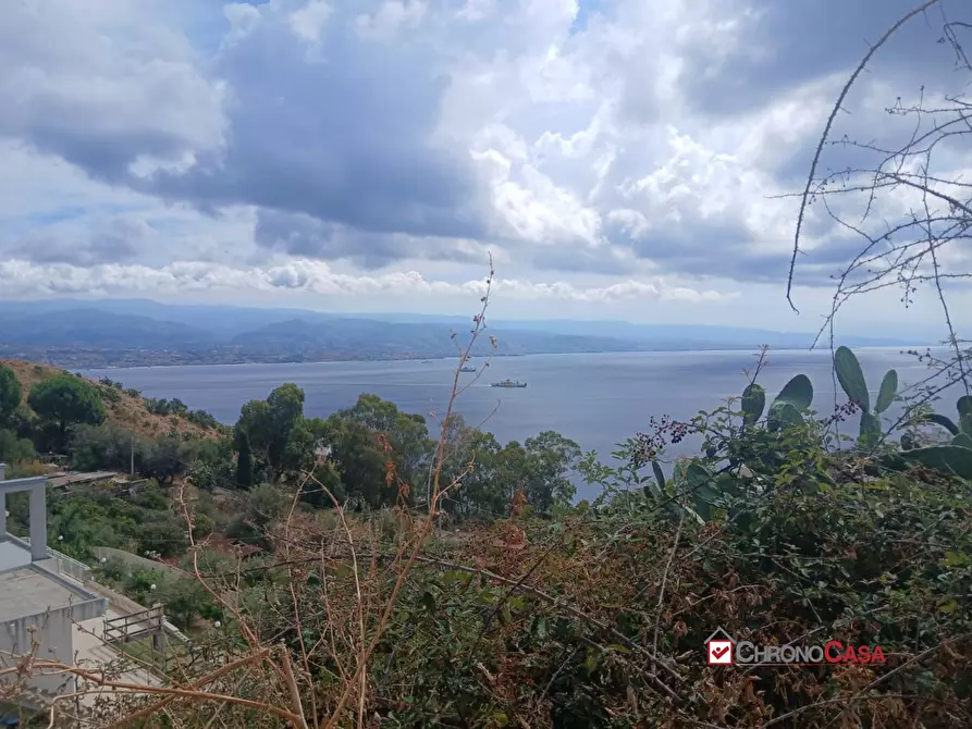 Immagine 1 di Terreno edificabile in vendita  a Messina