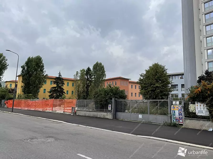 Immagine 2 di Terreno edificabile in vendita  a Milano