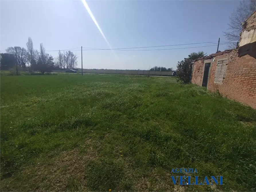 Immagine 6 di Terreno edificabile in vendita  a Novi Di Modena