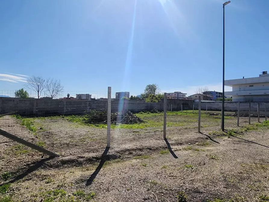 Immagine 4 di Terreno edificabile in vendita  a Casoria
