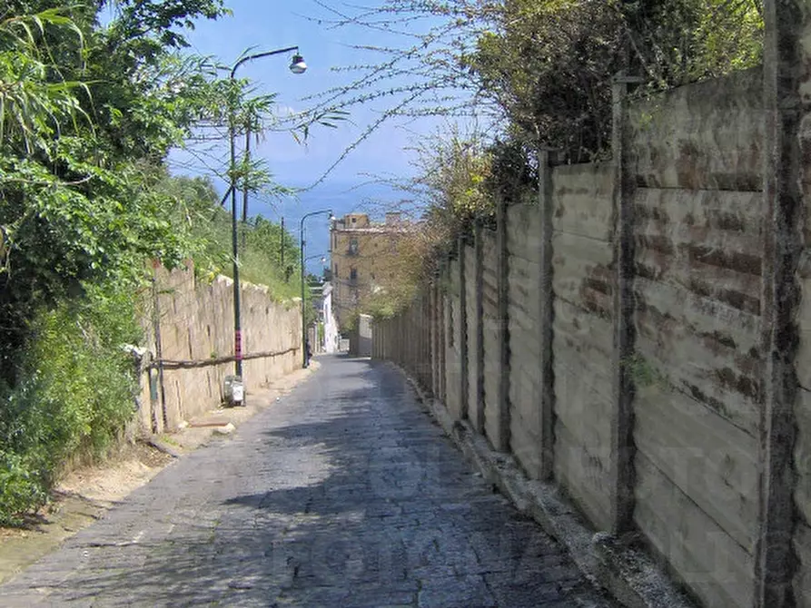 Immagine 3 di Terreno edificabile in vendita  a Napoli