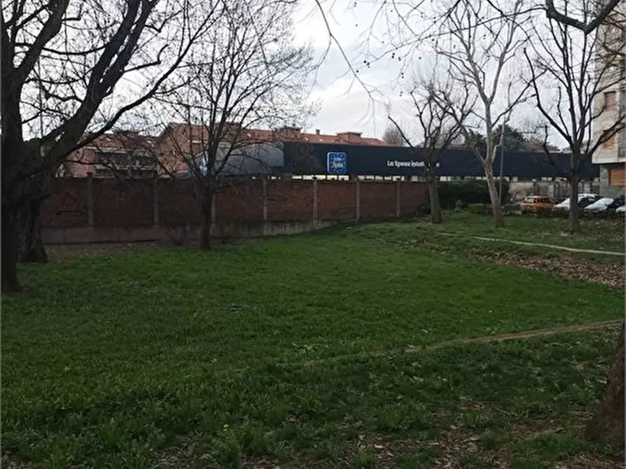 Immagine 2 di Terreno edificabile in vendita  11 a Nichelino
