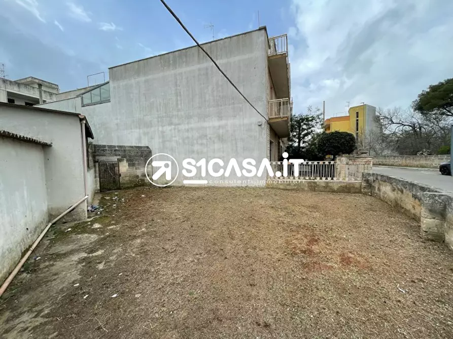 Immagine 2 di Terreno edificabile in vendita  14 a Galatone