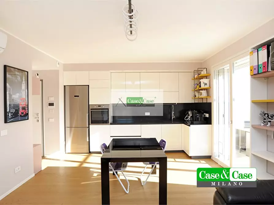 Immagine 9 di Appartamento in vendita  87 a Milano