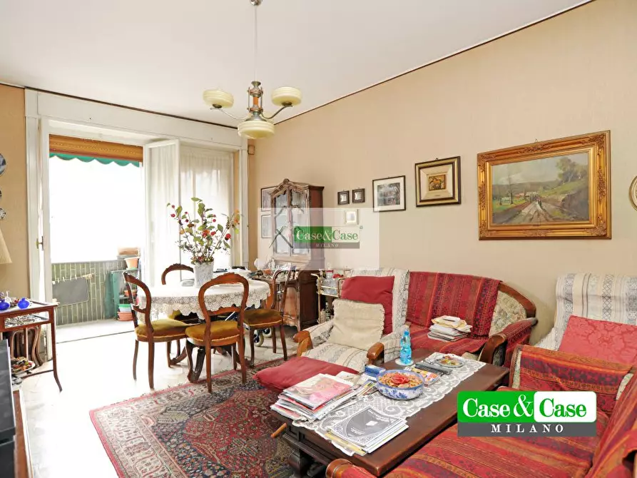 Immagine 2 di Appartamento in vendita  24 a Milano