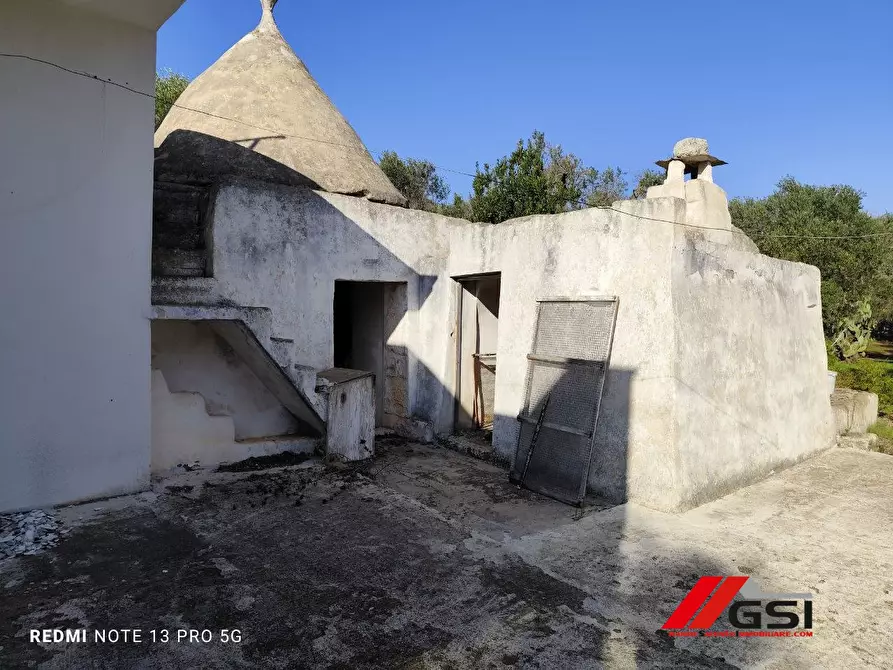Immagine 8 di Rustico / casale in vendita  SN a Latiano