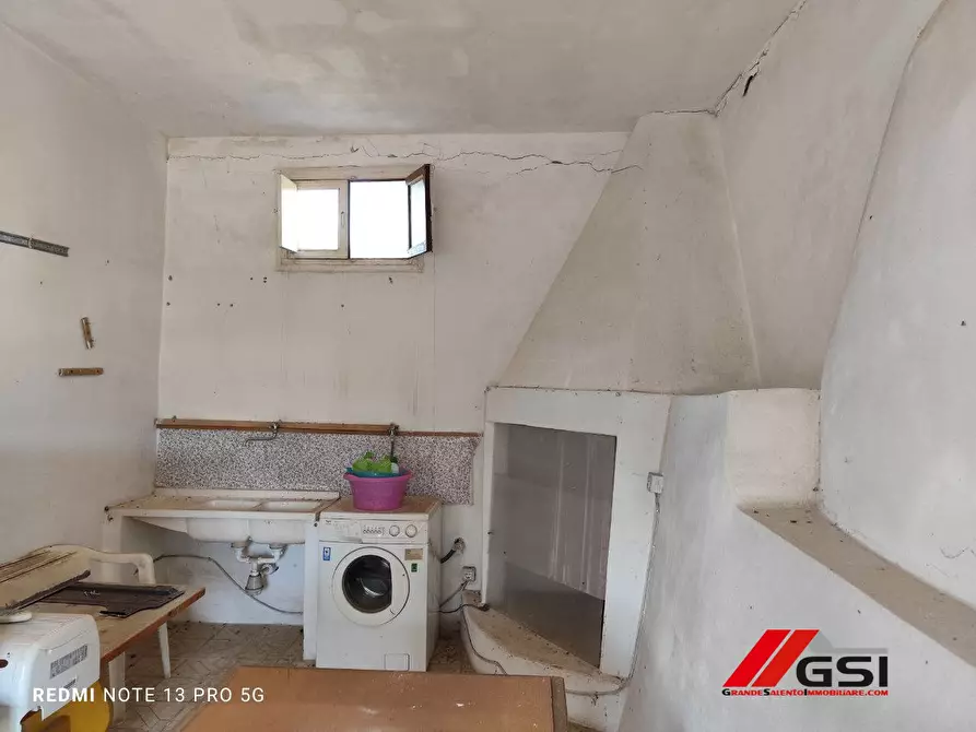 Immagine 9 di Rustico / casale in vendita  SN a Latiano