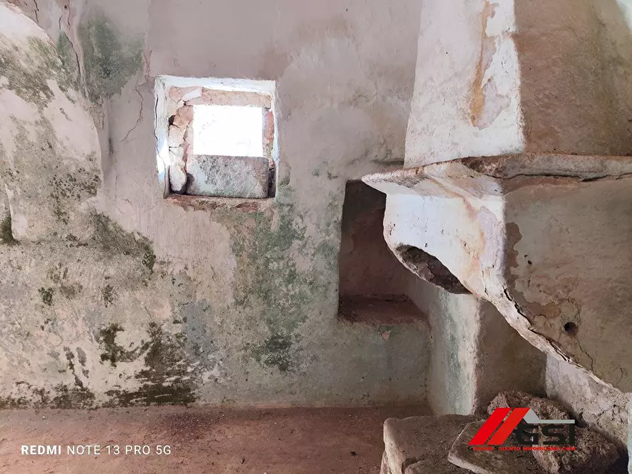 Immagine 5 di Rustico / casale in vendita  sn a Latiano