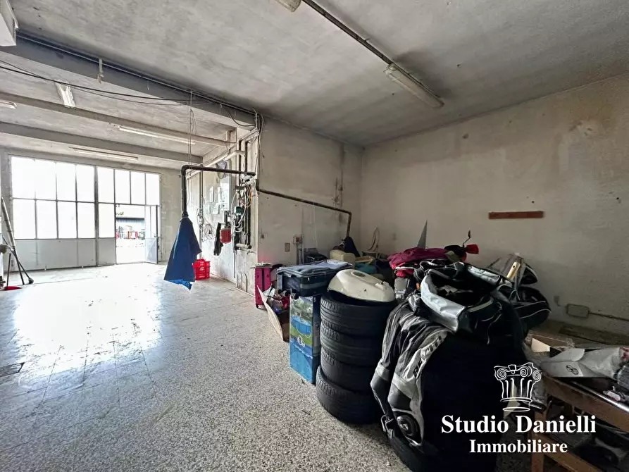 Immagine 6 di Ufficio in vendita  80 a Cesano Maderno