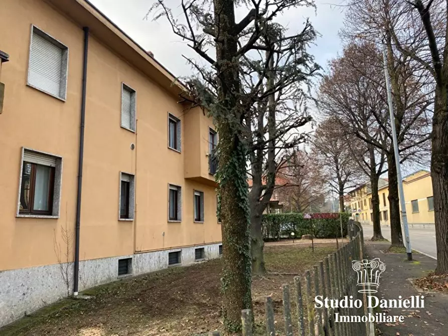 Immagine 4 di Ufficio in vendita  6 a Carate Brianza