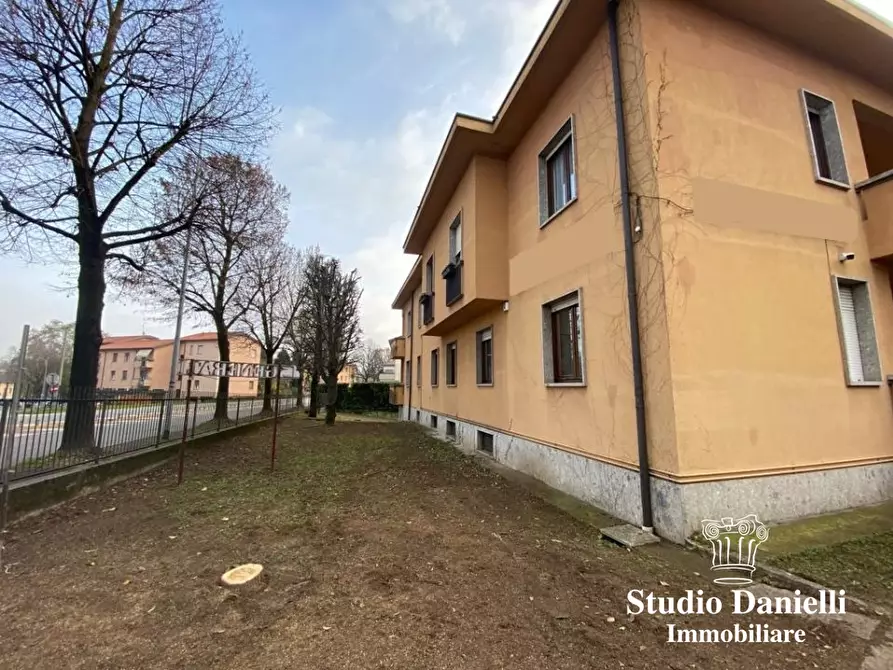 Immagine 3 di Ufficio in vendita  6 a Carate Brianza