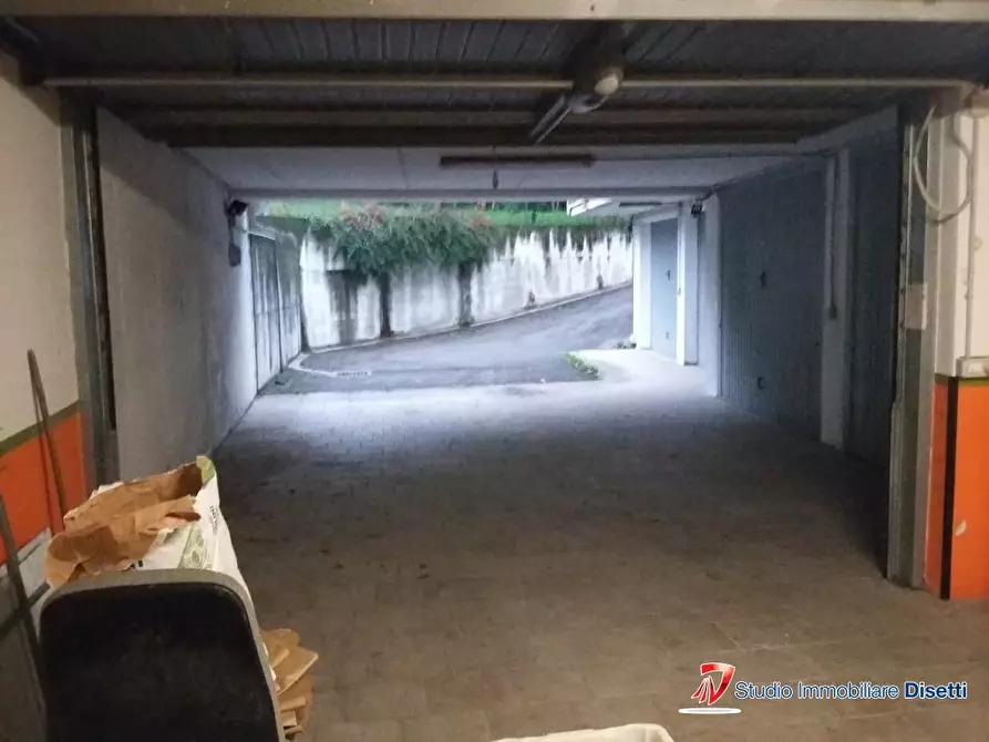 Immagine 5 di Ufficio in vendita  46 C a Ceto