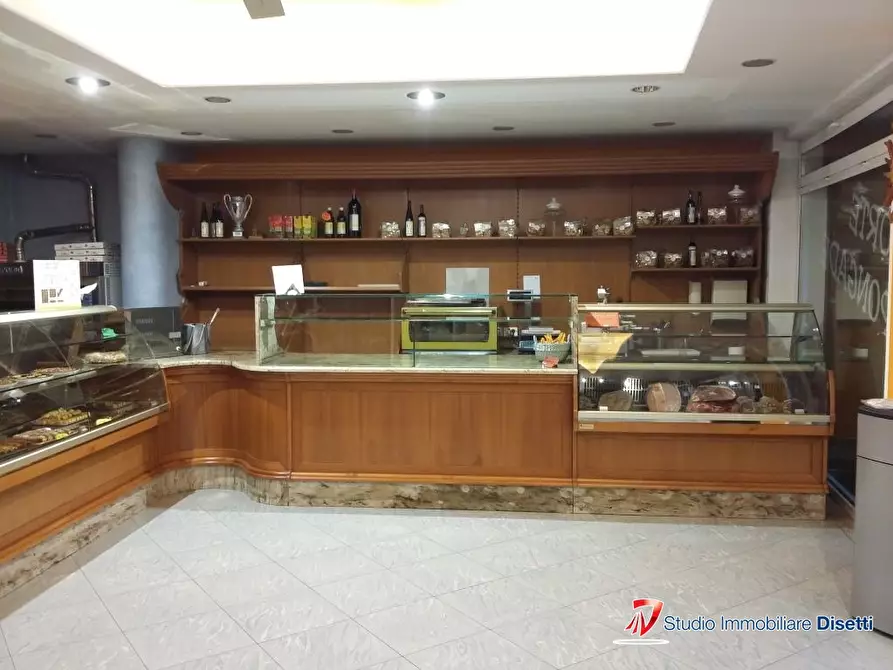 Immagine 2 di Ufficio in vendita  46 C a Ceto