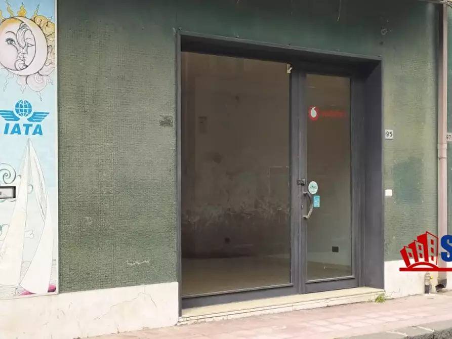 Immagine 2 di Ufficio in vendita  95 a Santa Teresa Di Riva