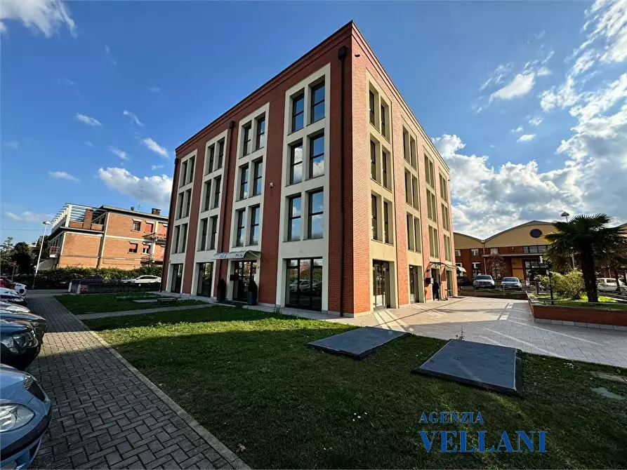 Immagine 1 di Ufficio in vendita  a Carpi