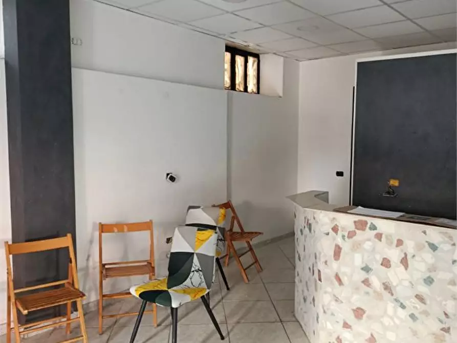 Immagine 6 di Ufficio in vendita  a Volla