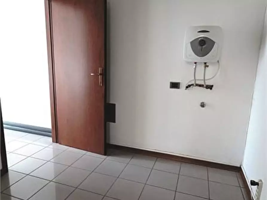 Immagine 5 di Ufficio in vendita  a Padova