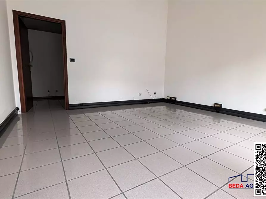 Immagine 10 di Ufficio in vendita  a Padova
