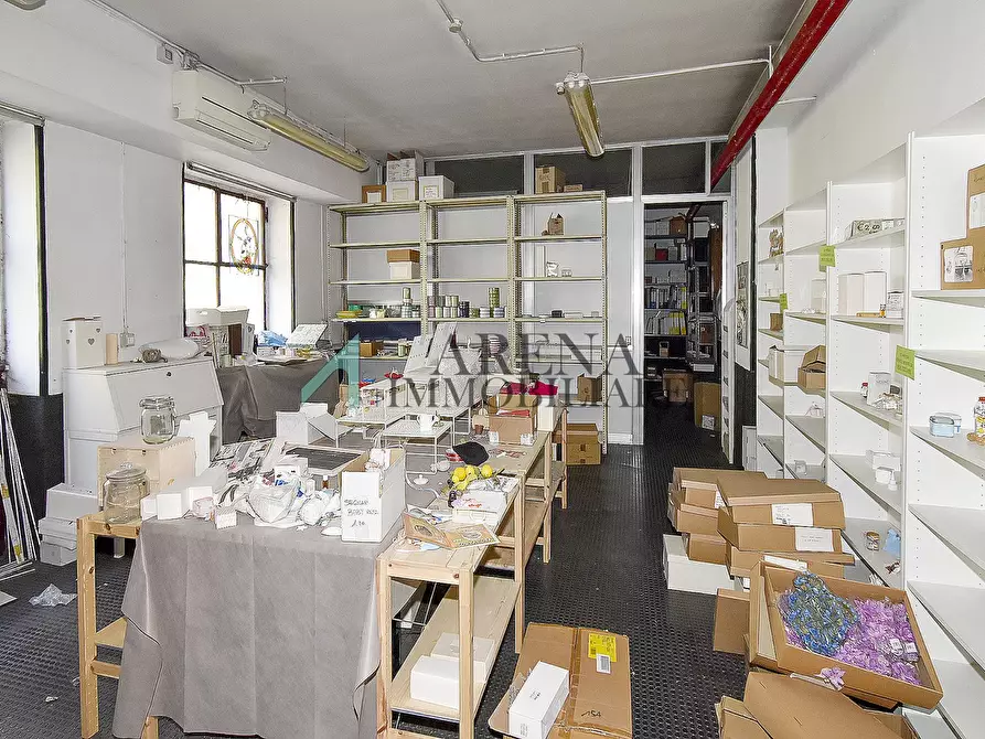 Immagine 1 di Ufficio in vendita  10 a Milano