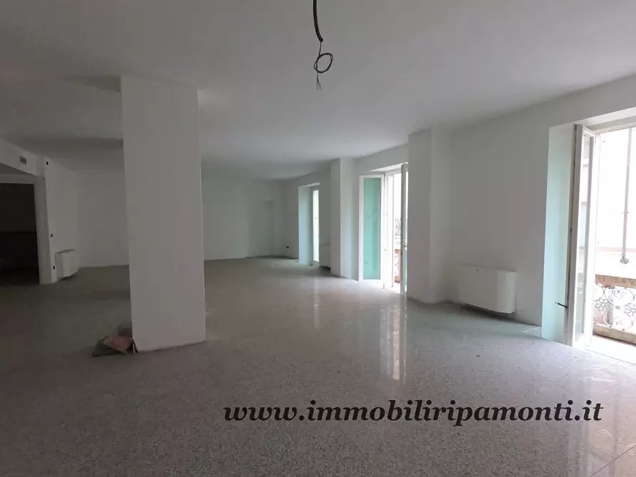 Immagine 9 di Ufficio in vendita  3 a Lecco