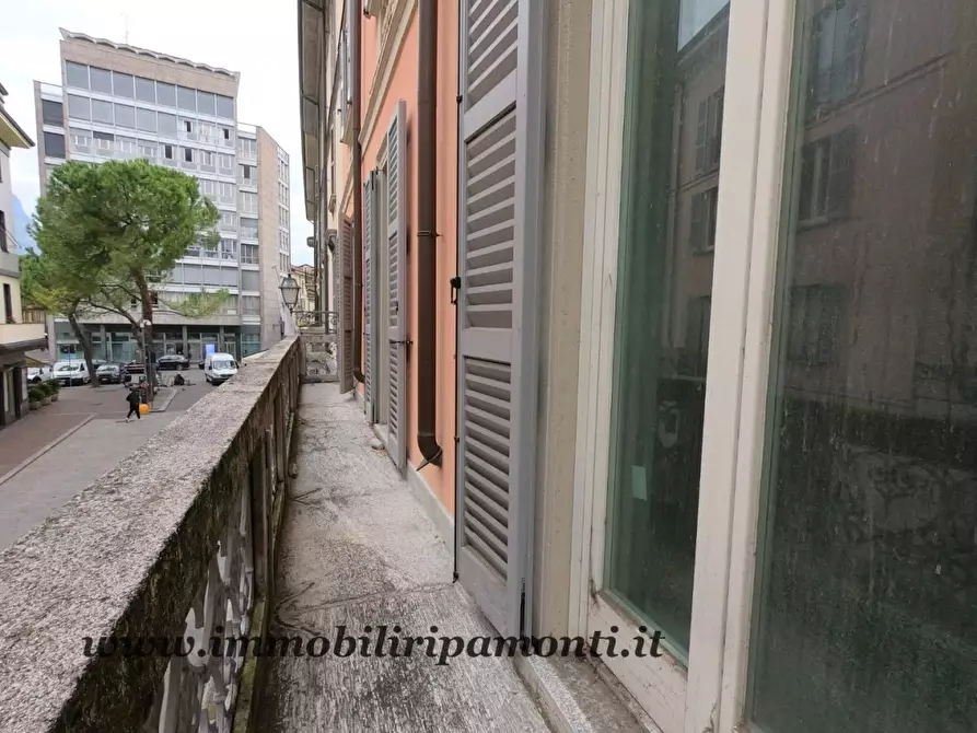 Immagine 3 di Ufficio in vendita  3 a Lecco