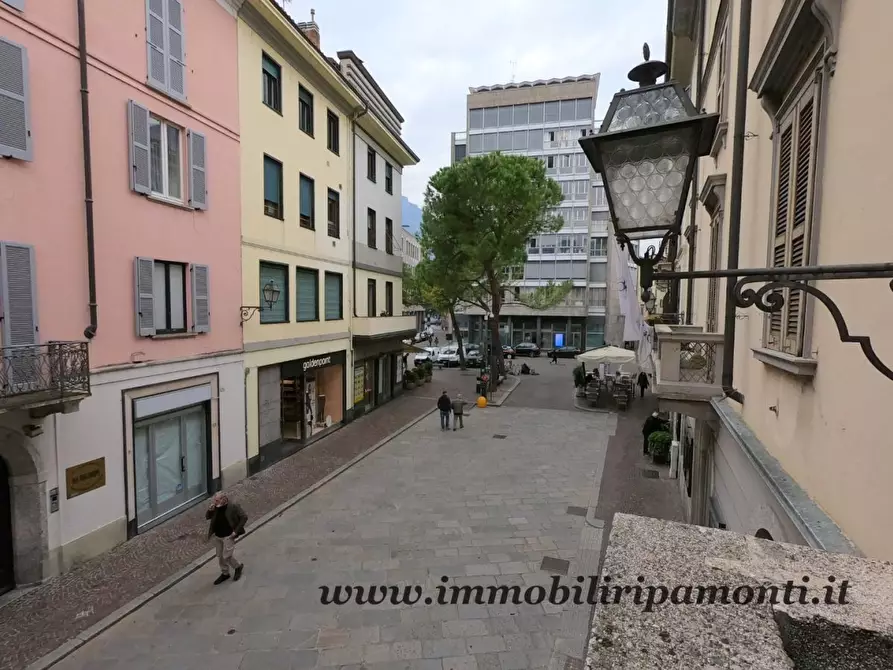 Immagine 1 di Ufficio in vendita  3 a Lecco