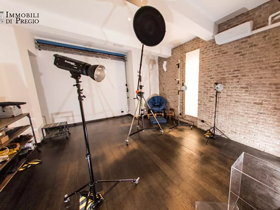 Immagine 7 di Ufficio in vendita  a Milano