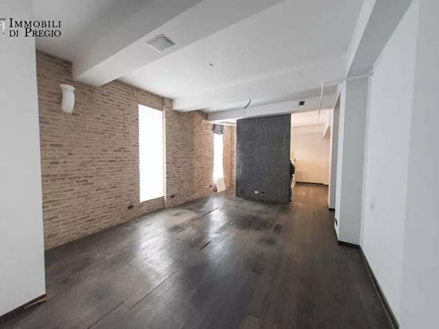 Immagine 4 di Ufficio in vendita  a Milano