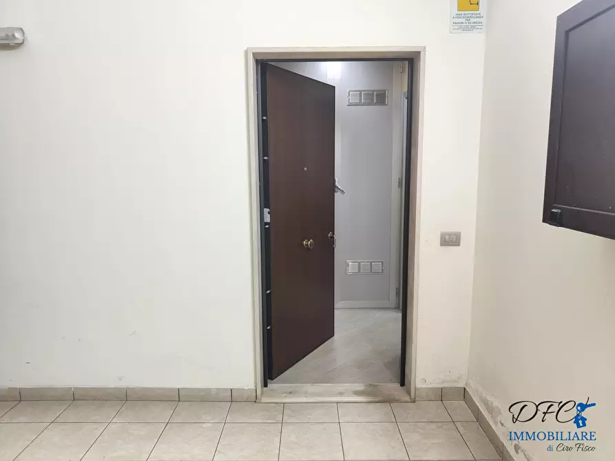 Immagine 6 di Ufficio in vendita  a Caivano