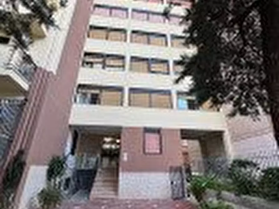 Immagine 4 di Ufficio in vendita  a Palermo