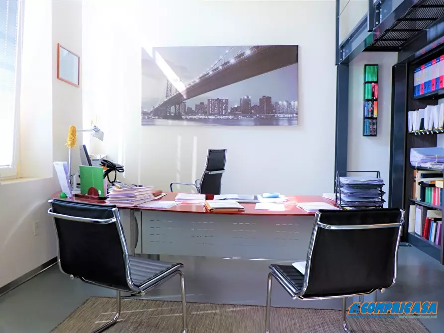 Immagine 7 di Ufficio in vendita  a Este