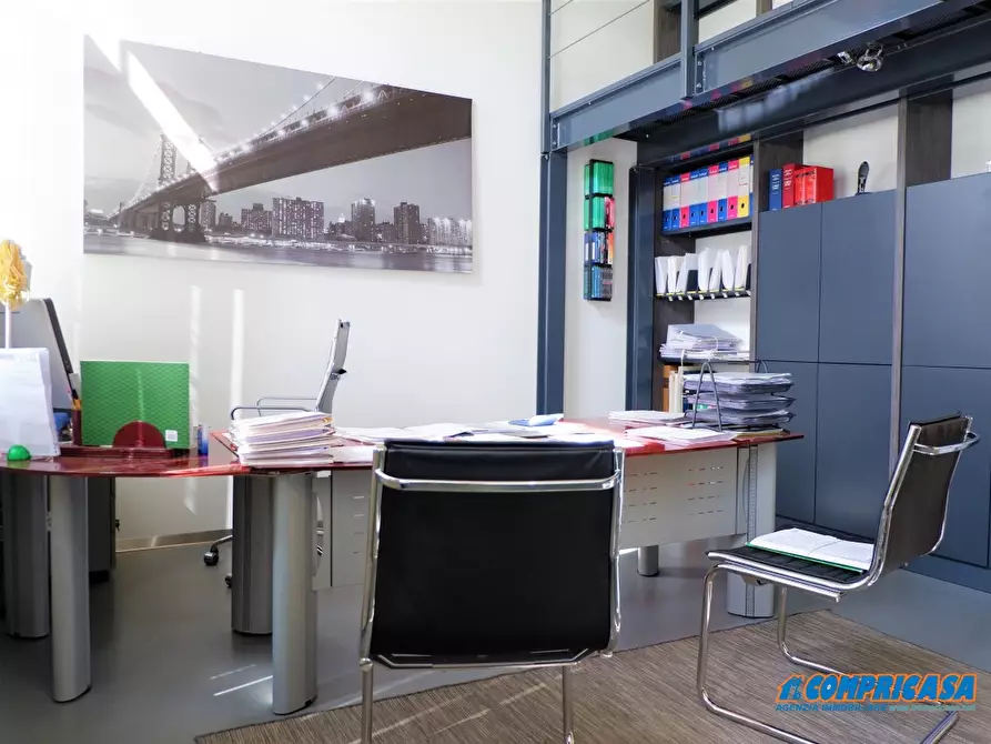 Immagine 5 di Ufficio in vendita  a Este