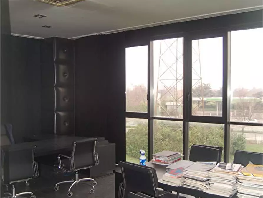 Immagine 7 di Ufficio in vendita  34 a Grugliasco